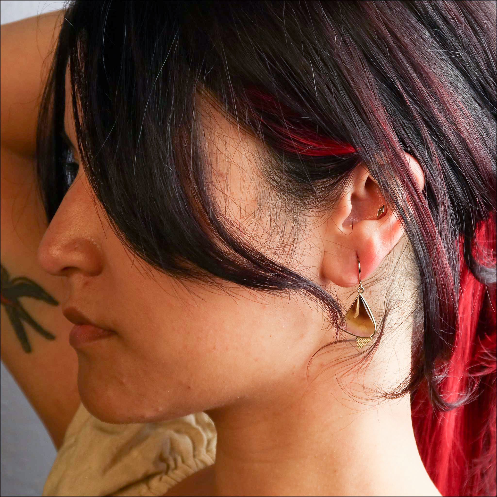 Half Moon Tricolor Tourmaline Earrings 18KY model