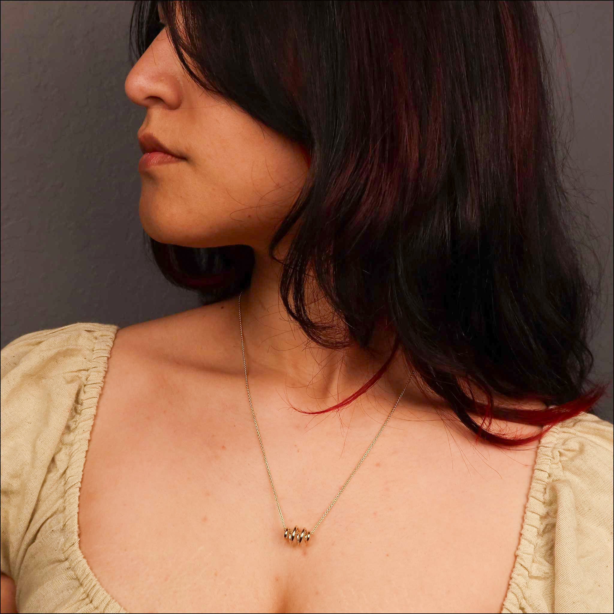 Horizontal Helix Slide Pendant 18KY model