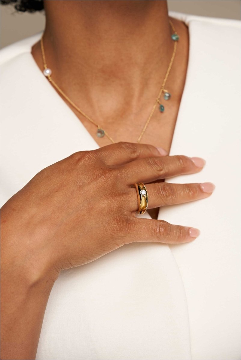 Diamond in a Fold Ring 18KY - JewelsmithRings