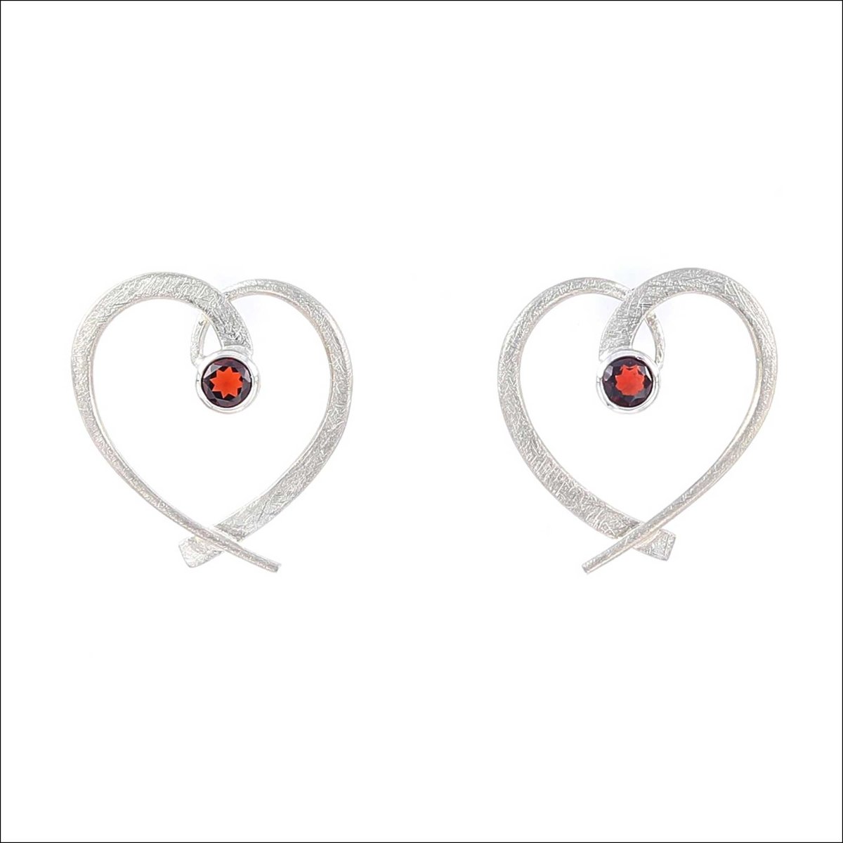 Garnet Forged Heart Earrings 14KW - JewelsmithEarrings