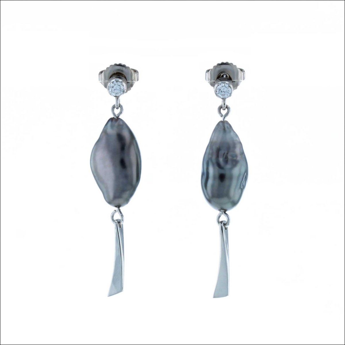 Tahitian Baroque Pearl Diamond Dangle Earrings Platinum (Consignment) - JewelsmithEarrings