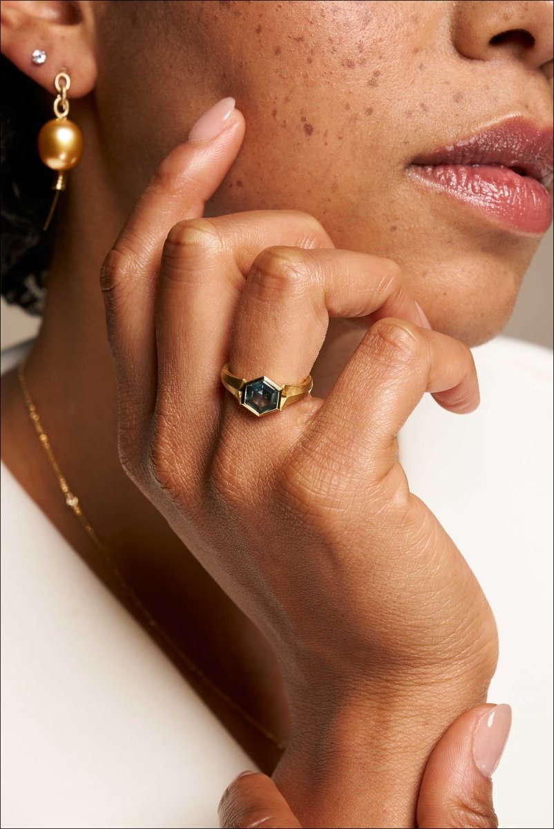 Teal Hexagonal Montana Sapphire Leaf Ring 18KY - JewelsmithEngagement Rings