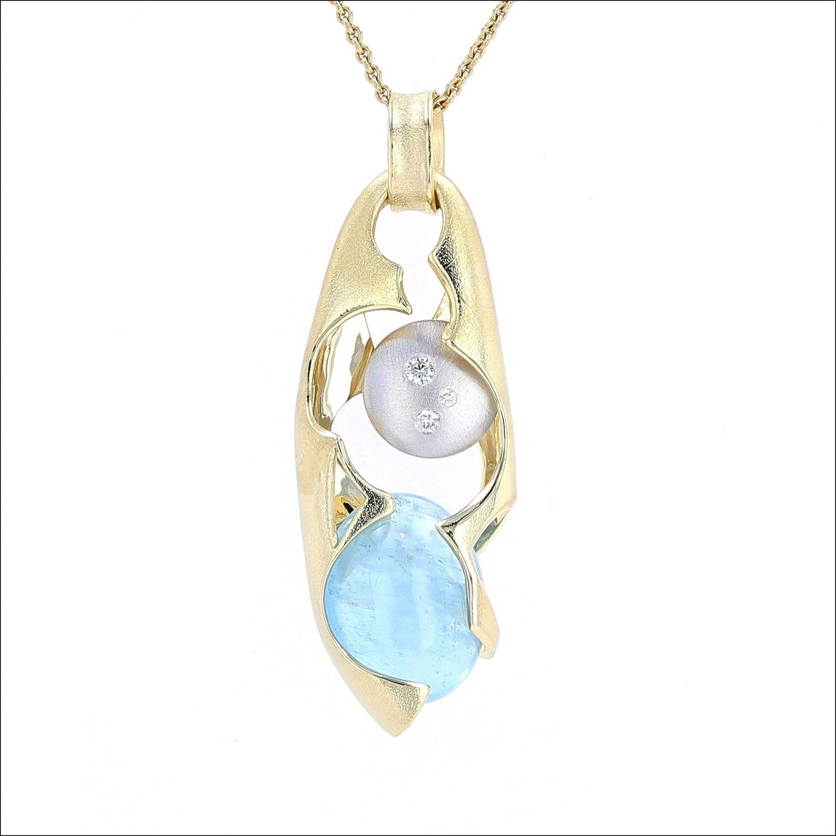 Aquamarine Diamond Disc Encased Pendant 18KY Platinum - JewelsmithPendants