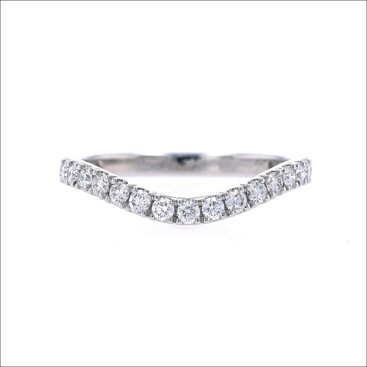 Diamond Scoop and Split Gentle Curve Band Platinum - JewelsmithBands