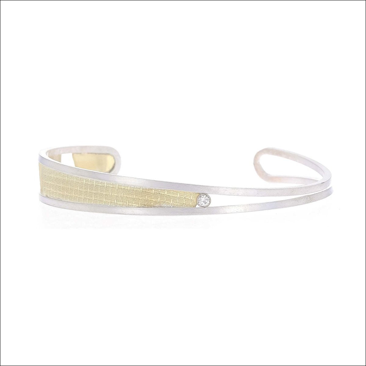 Diamond Textured Wire Cuff Bracelet - JewelsmithBracelets