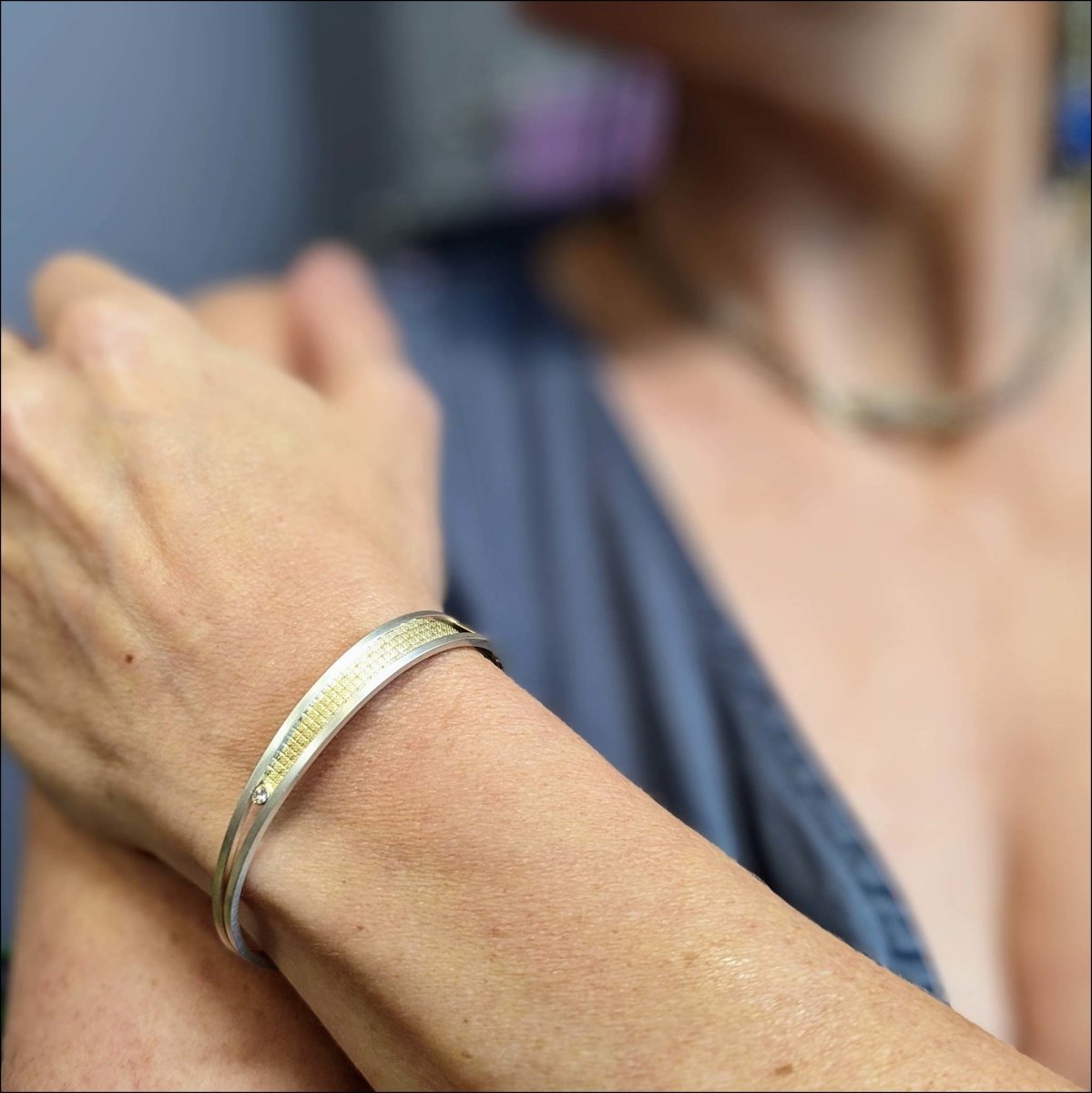 Diamond Textured Wire Cuff Bracelet - JewelsmithBracelets