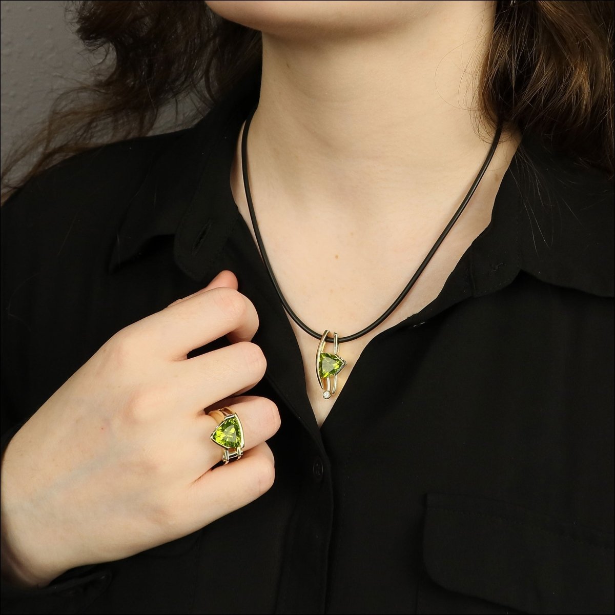 Peridot Diamond Split Ring 18KY Platinum (Consignment) - JewelsmithRings