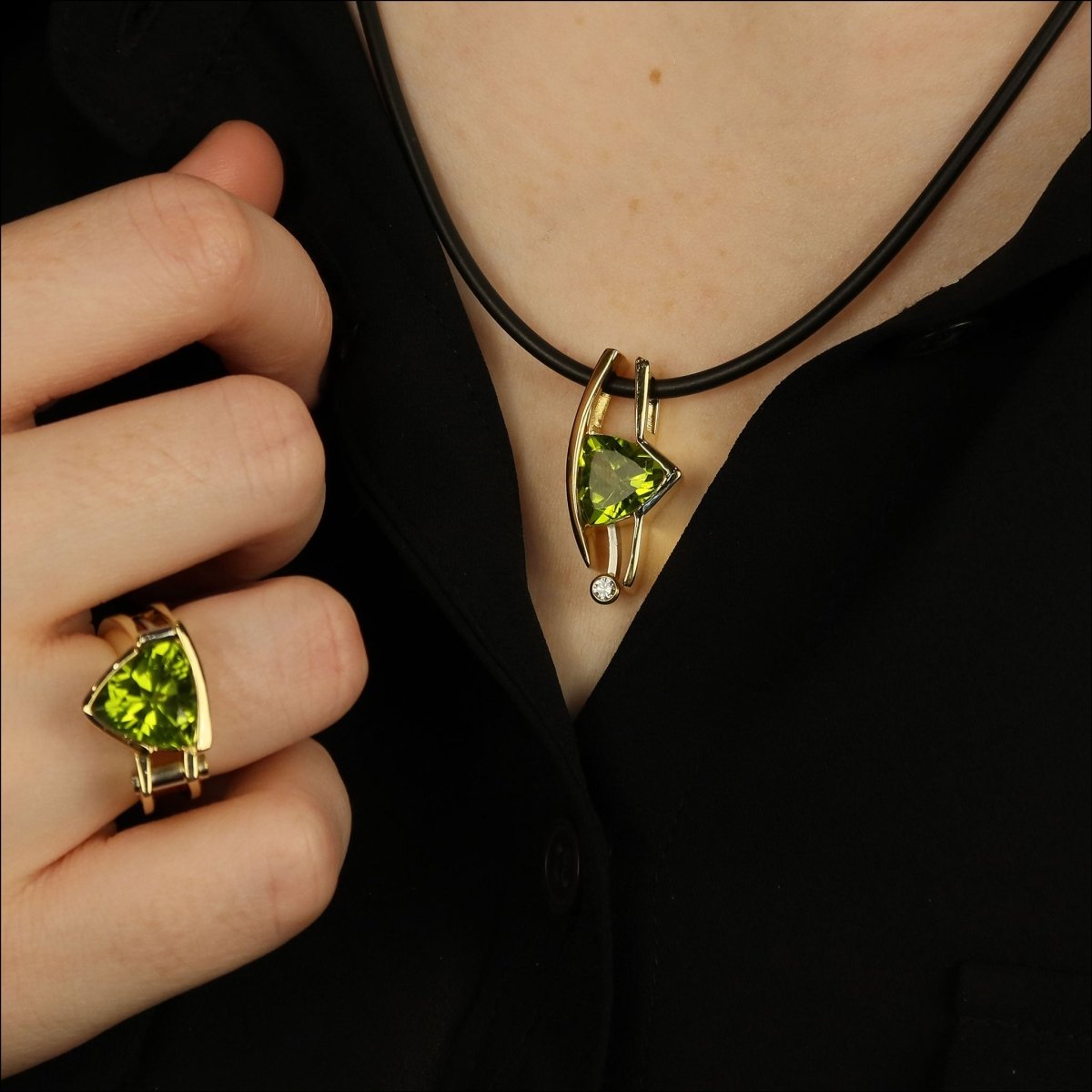 Peridot Diamond Split Ring 18KY Platinum (Consignment) - JewelsmithRings