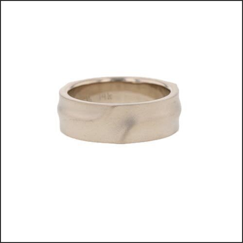 Rippled Wedding Band 14KW - JewelsmithBands