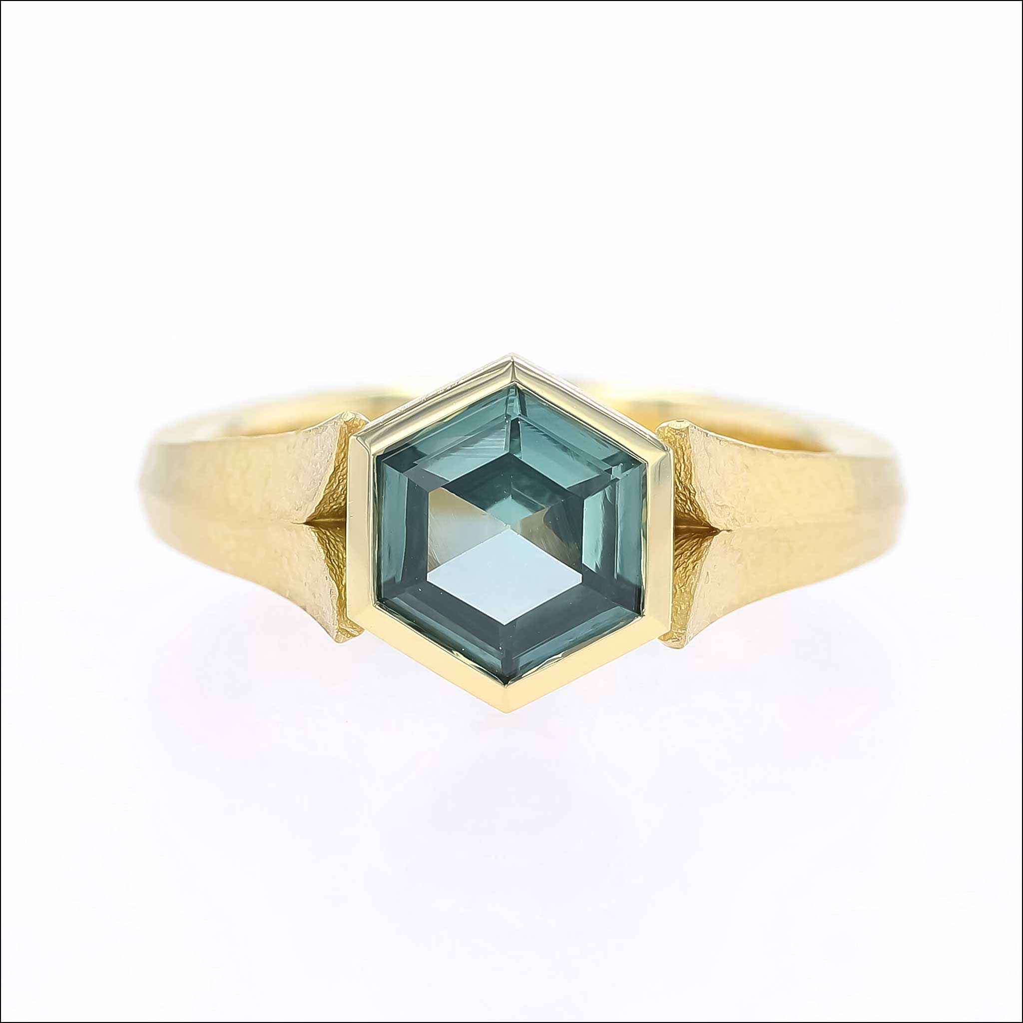 Teal Hexagonal Montana Sapphire Leaf Ring 18KY top