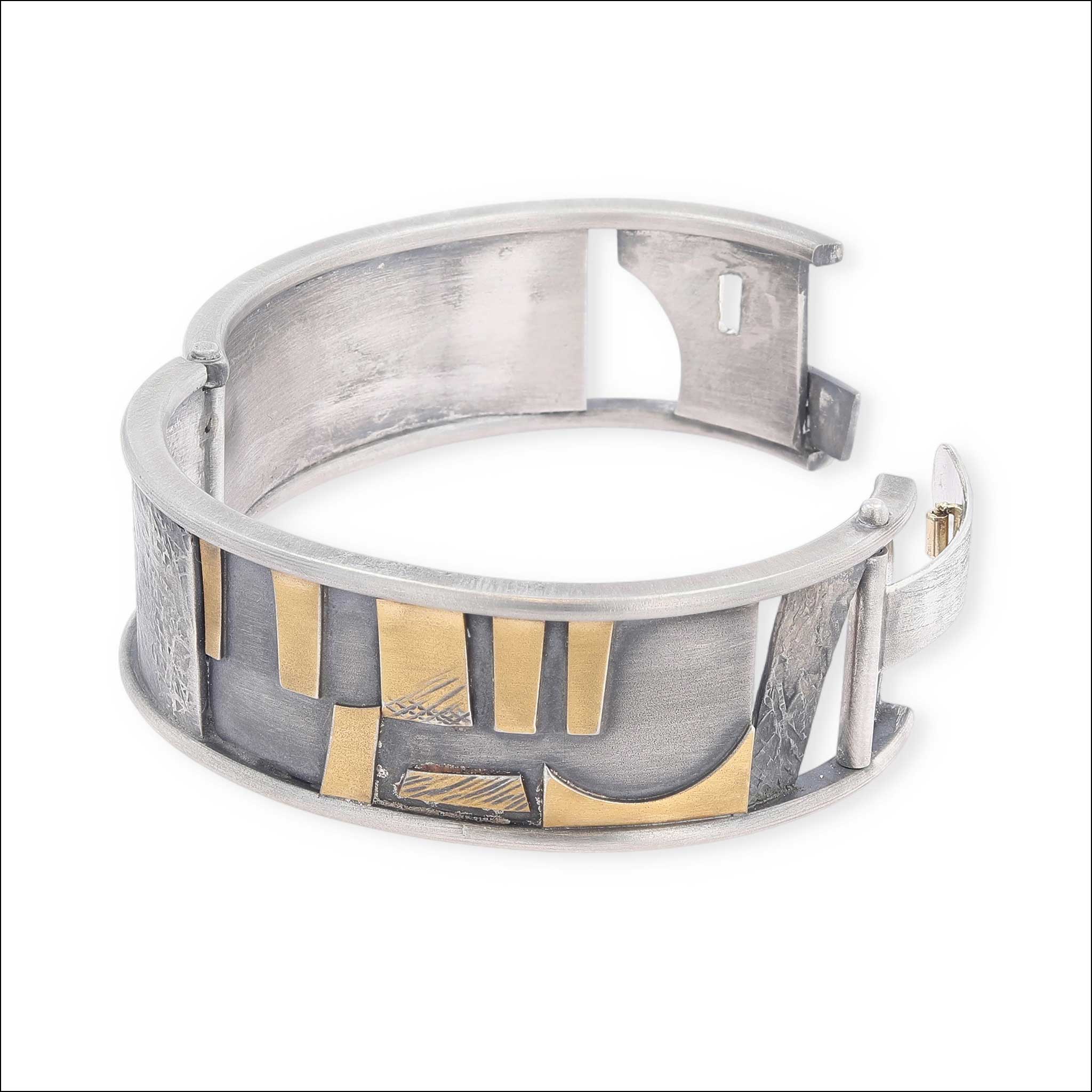 Wide Hinged Bangle Bracelet 22KY/Sterling Silver Bi-Metal Sterling Silver open