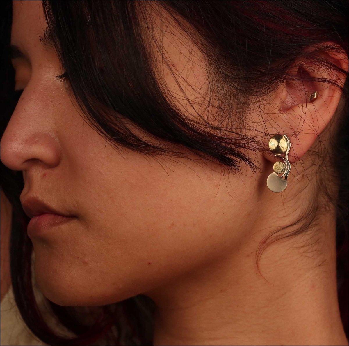 Abstract Disc and Squiggle Earrings 14KW 18KY - JewelsmithEarrings