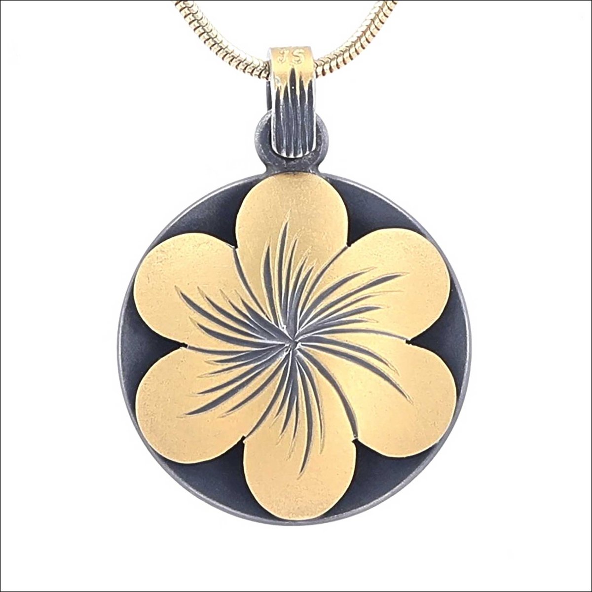 "Eno Collection" Bee and Flower Reversible Hand Engraved Pendant 22KY/Sterling Silver Bimetal - JewelsmithPendants