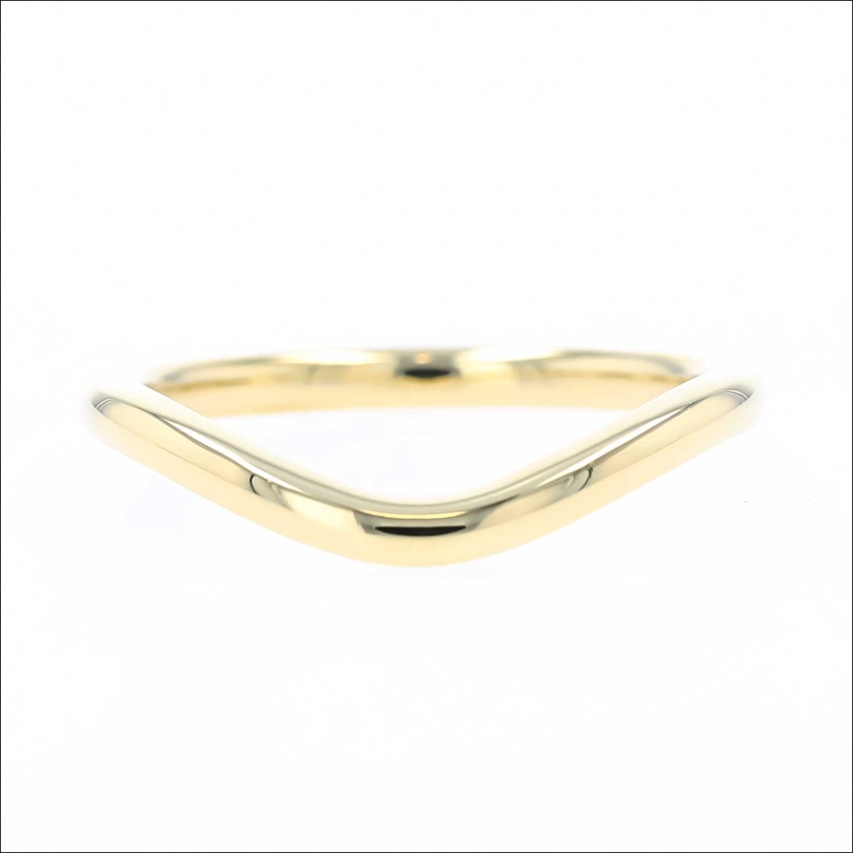 Gentle Curve Band 18KY Polished Finish - JewelsmithBands