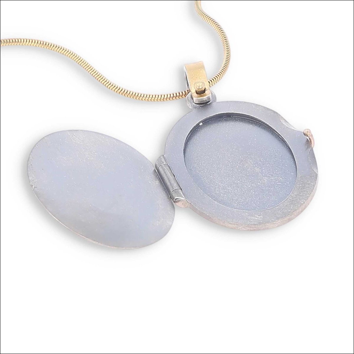 Hand Engraved Swan Locket Pendant Sterling Silver/22KY Bimetal 18KY Sterling Silver - JewelsmithPendants