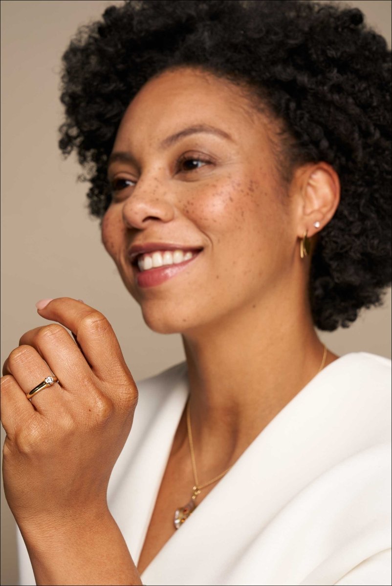 Partial Bezel Diamond Engagement Ring 18KY (Consignment) - JewelsmithEngagement Rings