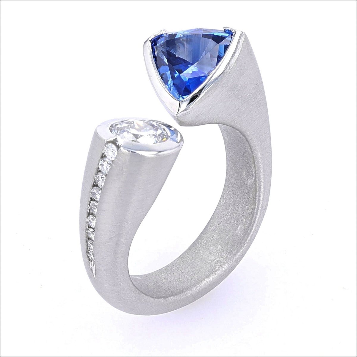 Sapphire Diamond Kissing Ring Platinum - JewelsmithRings