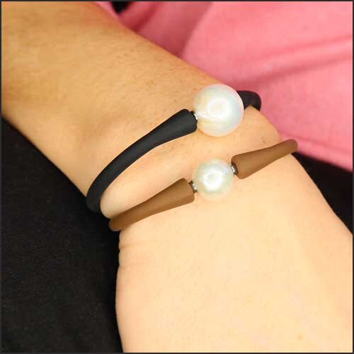 Chinese Freshwater Pearl Brown Rubber Stretch Bracelet - JewelsmithBracelets