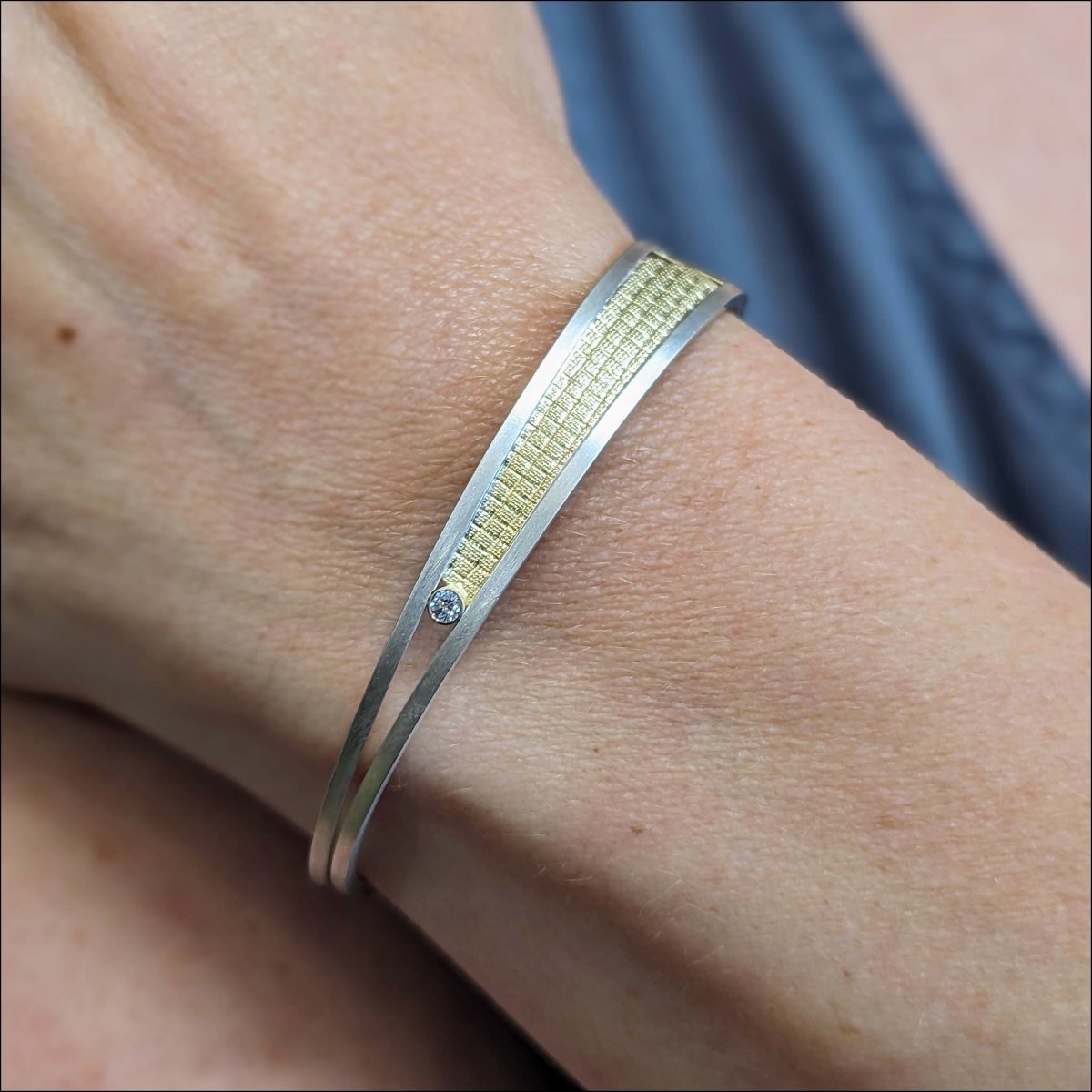 Diamond Textured Wire Cuff Bracelet - JewelsmithBracelets