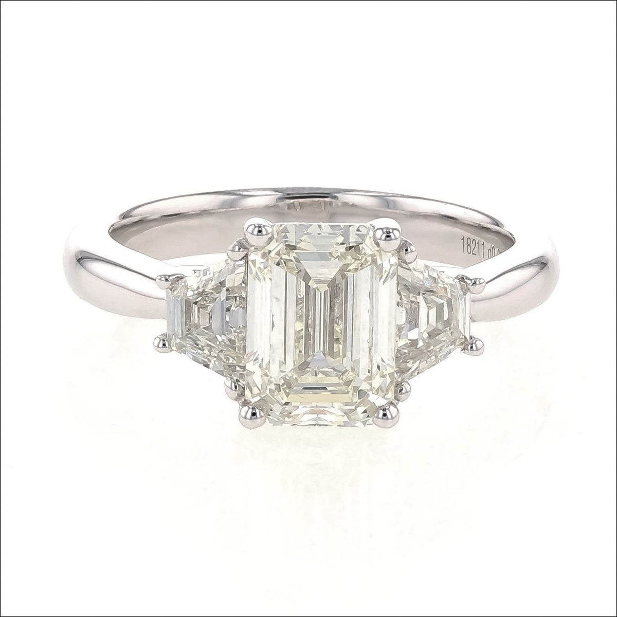 Emerald Cut Diamond Trapezoid Sides Ring Platinum - JewelsmithEngagement Rings