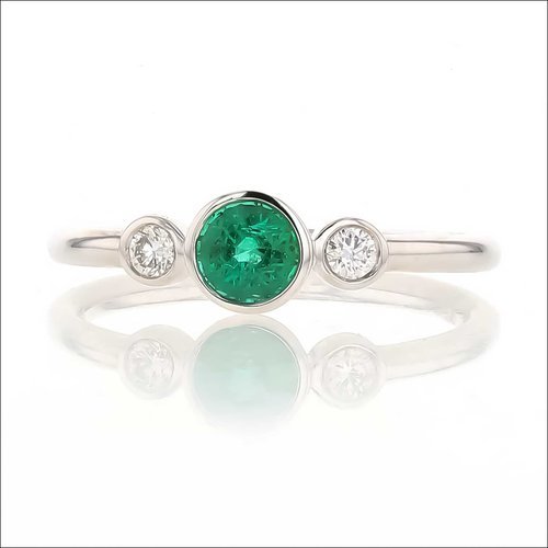 Emerald Diamond Ring 18KW - JewelsmithRings