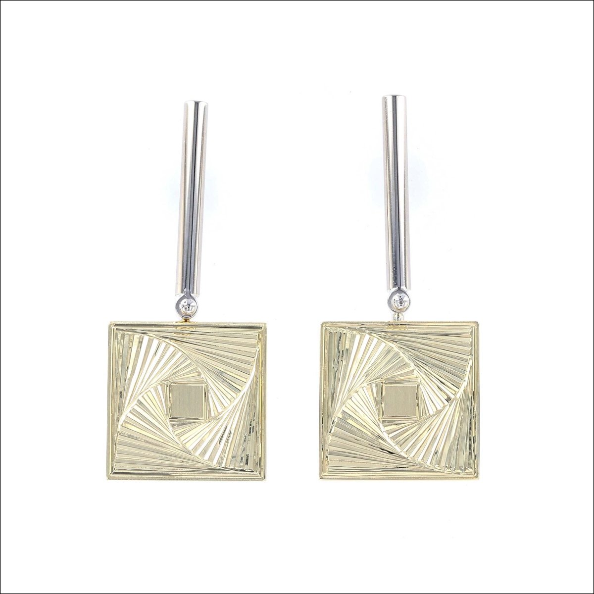 14K Yellow Gold Checkered Hand Engraving Hoop Earrings