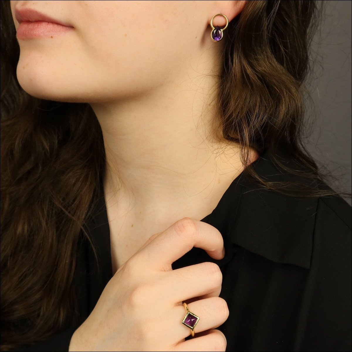 Pear Shaped Amethyst Circle Top Stud Earrings 18KY - JewelsmithEarrings
