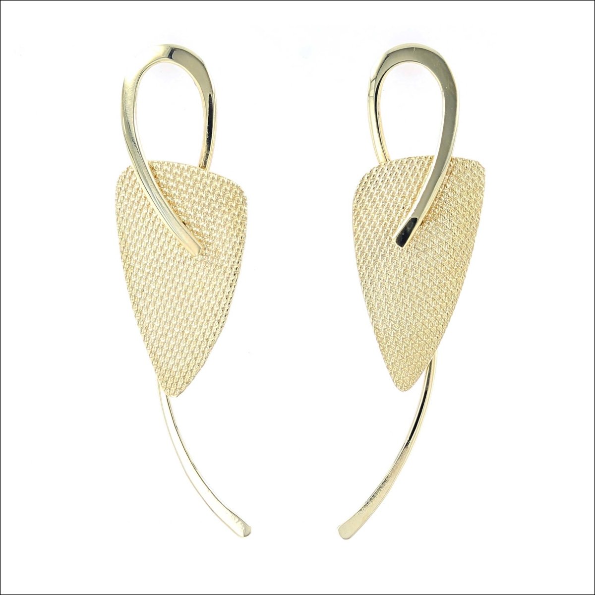 Textured Swinging Kite Earrings 18KY - JewelsmithEarrings