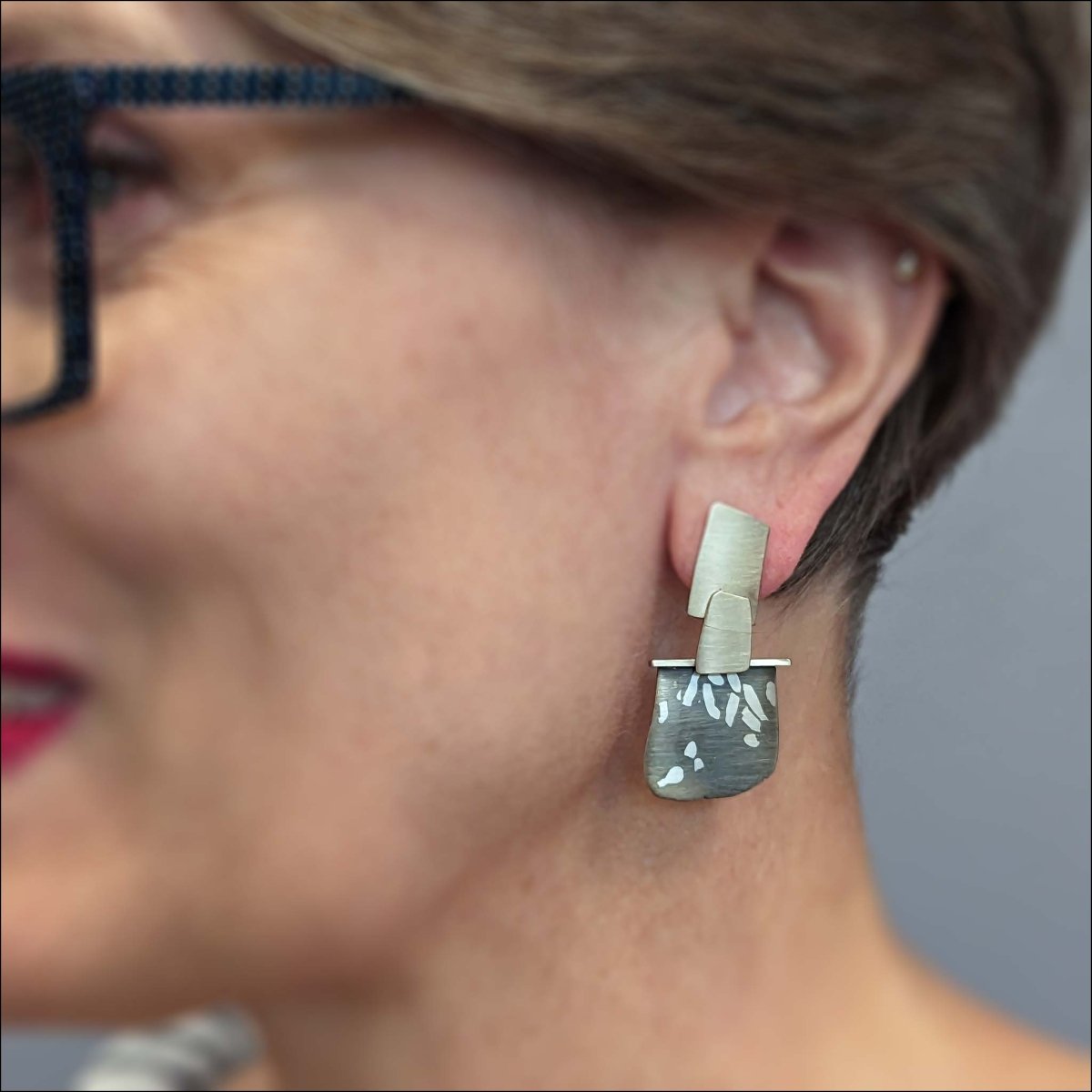 Triple Soft Rectangle Earrings 14KW Platinum - JewelsmithEarrings